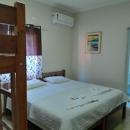 Residencial Aguas De Bare Hotel Sao Sebastiao  Exterior photo