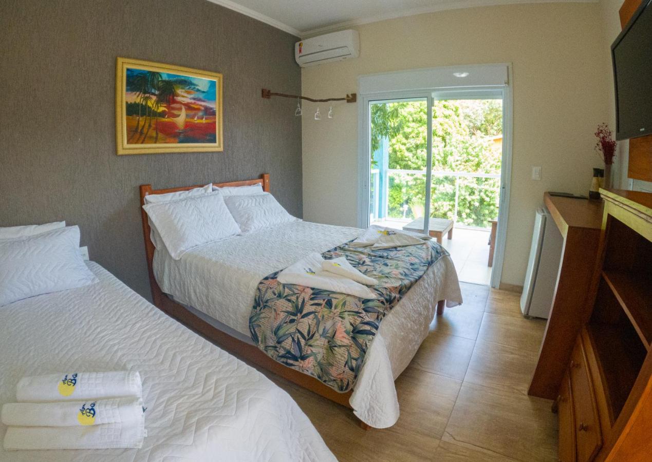 Residencial Aguas De Bare Hotel Sao Sebastiao  Exterior photo